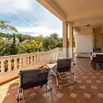 1 Bedroom Awesome In Apartamento *