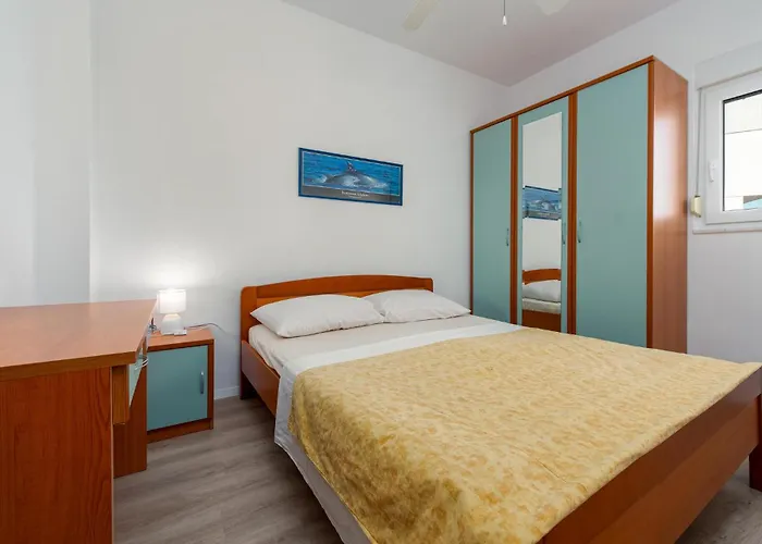 1 Bedroom Lovely In *