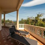 1 Bedroom Awesome In Apartment *