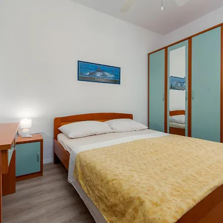 1 Bedroom Stunning In *