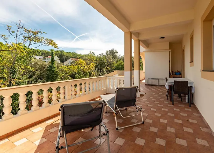 1 Bedroom Lovely In Апартаменты *