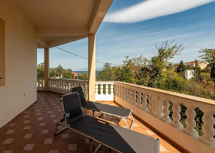 1 Bedroom Lovely In Lägenhet *